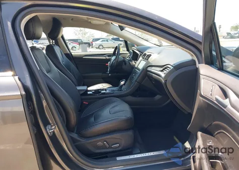 2016 Ford Fusion Energi Titanium из США, поврежденный, VIN 3FA6P0SUXGR194977